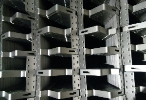 钢管应用于化工厂建设